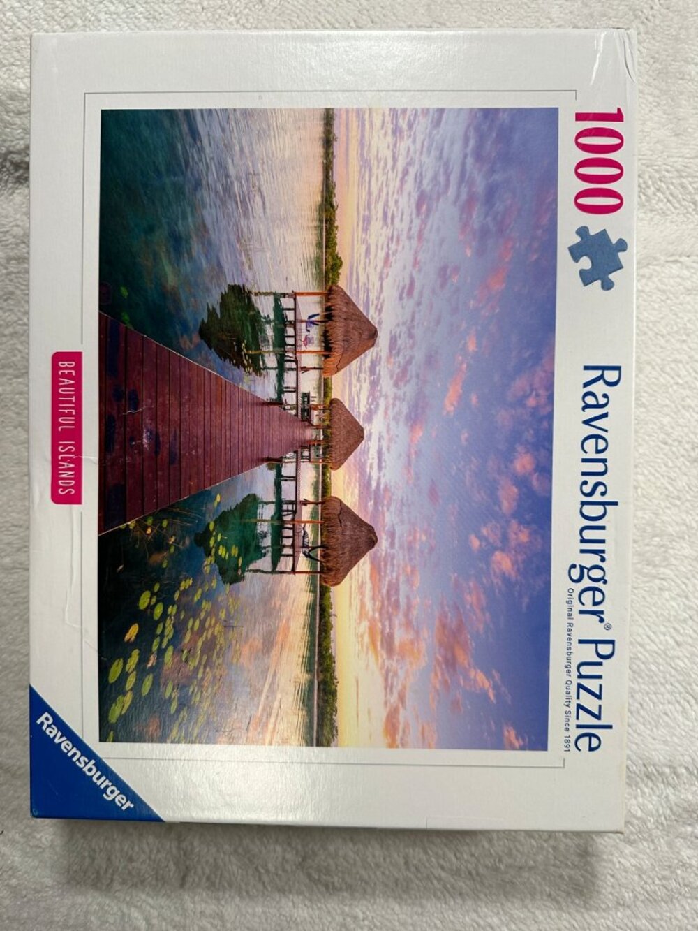 Ravensburger Tropical Retreat Beautiful Islands 1000-Piece Puzzle 27.5"x19.7" Hi